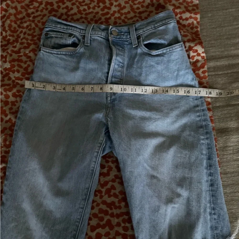 Levis universally flattering